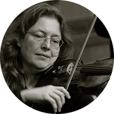 Alicia with violin